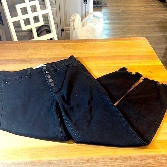 KanCan Denim - KanCan Black Distressed Jeans Size 11/29